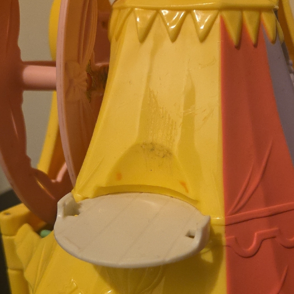 Fisher-Price Sweet Streets Country Fair Carnival - Picture 9 of 13